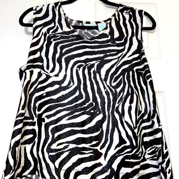Zebra print sleeveless top  - Picture 1 of 3